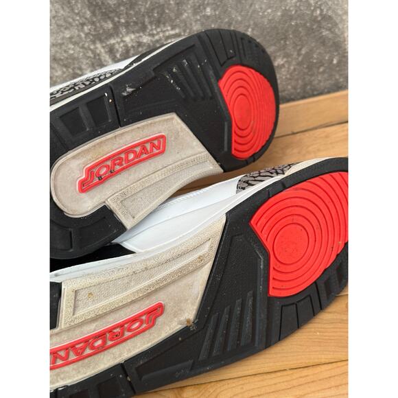 2013 Jordan 3 Retro Infrared Sneaker Mens 11.5 - Picture 6 of 6